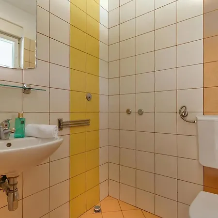 Aurea With Private Pool - - Happy Vikendica